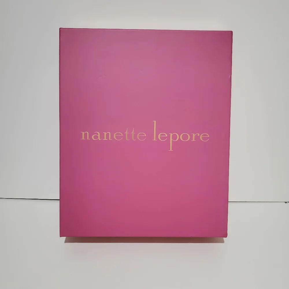 NANETTE LEPORE 4 PIECE GIFT SET - Picture 11 of 11
